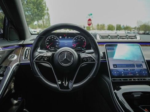 Certified 2022 Mercedes-Benz S 500 4MATIC image 17