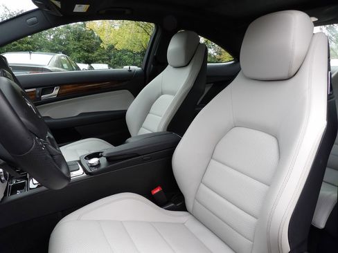 Used 2013 Mercedes-Benz C 250 Coupe image 13