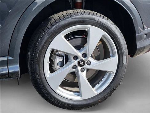 New 2025 Audi Q5 Premium Plus image 10
