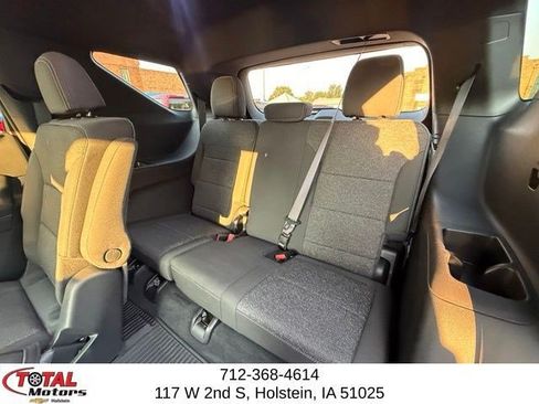 Used 2024 Chevrolet Traverse LT w/ LPO, Floor Liner Package FWD image 13