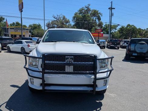 Used 2015 RAM 1500 Express RWD image 9