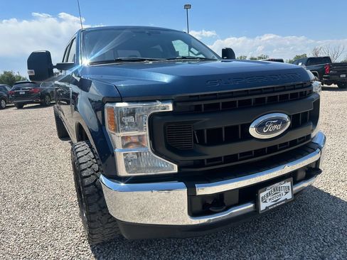 Used 2020 Ford F250 XL w/ Power Equipment Group RWD image 2