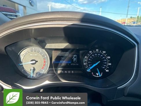 Used 2016 Ford Fusion SE w/ Equipment Group 201A FWD image 11