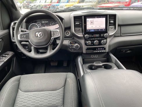 Used 2025 RAM 1500 Big Horn AWD/4WD image 12