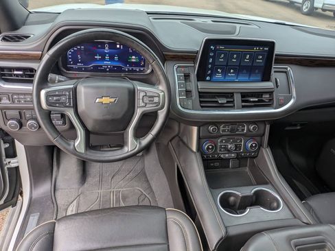 Used 2023 Chevrolet Tahoe Premier w/ Premium Package image 14