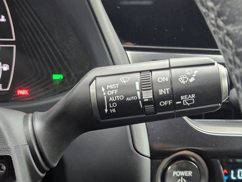 Used 2024 Lexus UX 250h F Sport FWD image 27