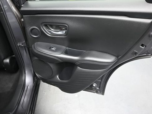 Certified 2024 Honda HR-V EX-L image 18