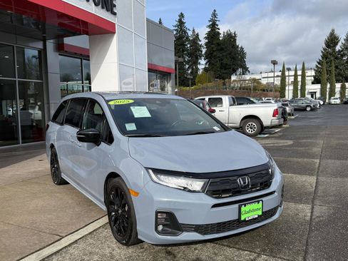 Used 2025 Honda Odyssey Sport-L image 8