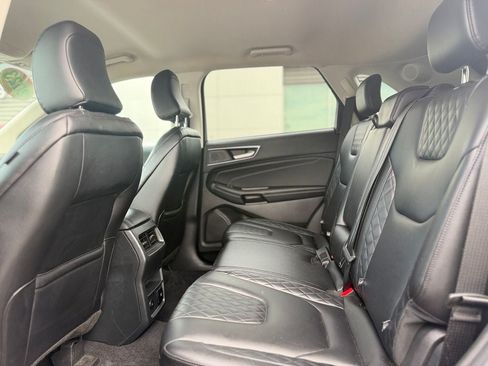 Used 2023 Ford Edge Titanium AWD/4WD image 20