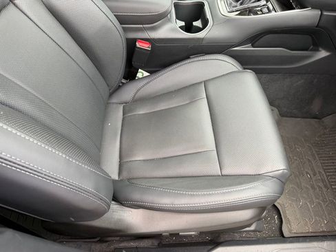 Used 2025 Subaru Outback Touring XT w/ Popular Package #2 AWD/4WD image 17