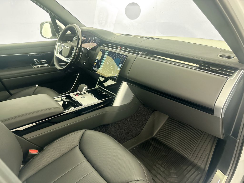 New 2026 Land Rover Range Rover SE AWD/4WD image 30