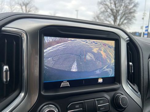 Used 2021 Chevrolet Silverado 1500 RST image 17