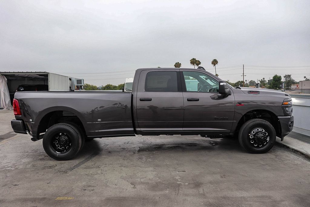 New 2026 RAM 3500 Big Horn AWD/4WD image 13