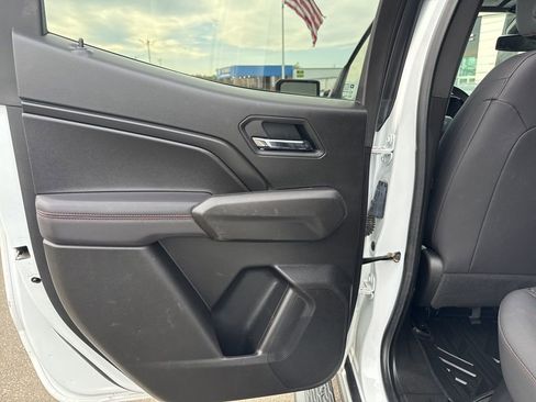 Used 2025 Chevrolet Colorado Z71 image 29
