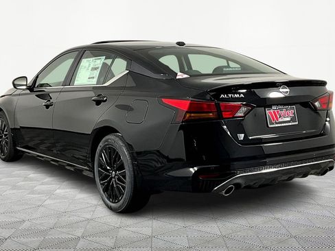 New 2026 Nissan Altima 2.5 SV FWD image 4