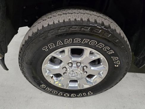 Used 2024 RAM 2500 Laramie AWD/4WD image 10