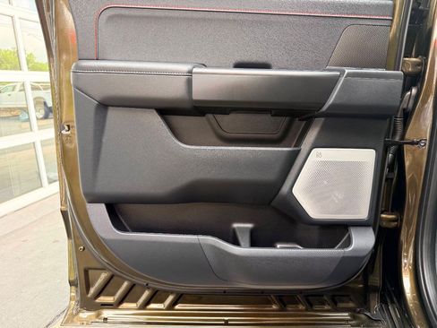 Used 2025 Ford F150 Raptor AWD/4WD image 33