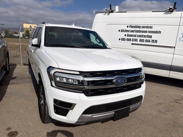 Used 2024 Ford Expedition Max Limited RWD image 1