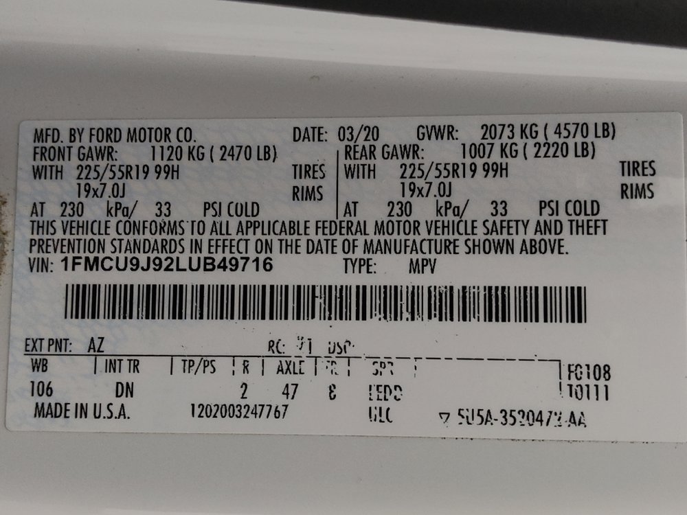 Used 2020 Ford Escape Titanium AWD/4WD image 33