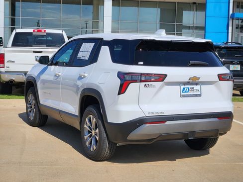 New 2026 Chevrolet Equinox LT FWD image 4
