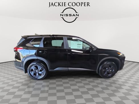 New 2026 Nissan Rogue SV FWD image 4