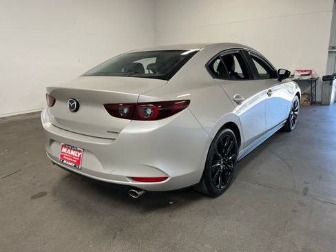 Used 2025 MAZDA MAZDA3 s FWD image 3