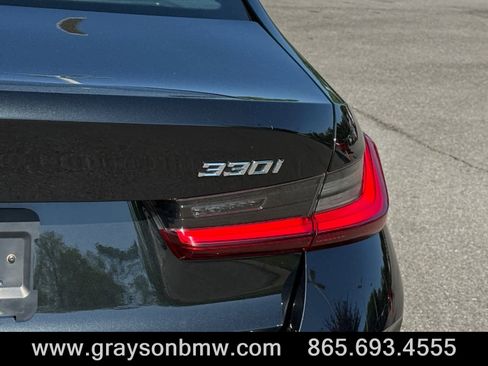 Used 2025 BMW 330i xDrive Sedan AWD/4WD image 11