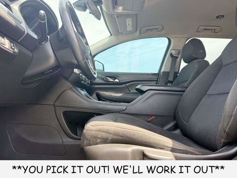 Used 2020 GMC Acadia SLE FWD image 22