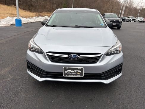Used 2020 Subaru Impreza 2.0i image 2
