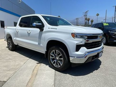 Used 2023 Chevrolet Silverado 1500 LT AWD/4WD image 30