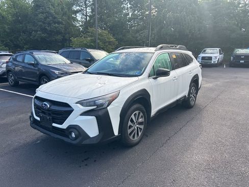 Certified 2023 Subaru Outback Premium AWD/4WD image 8