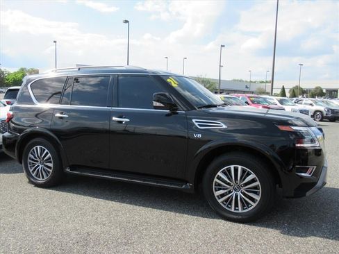 Used 2021 Nissan Armada SV w/ SV Appearance Package AWD/4WD image 2