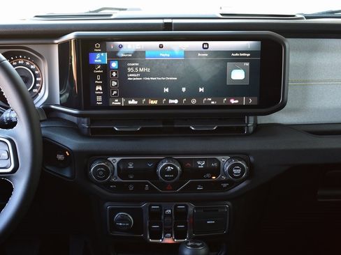 New 2025 Jeep Wrangler Sport S image 34