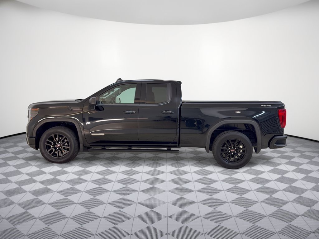 Used 2023 GMC Sierra 1500 Elevation AWD/4WD image 2