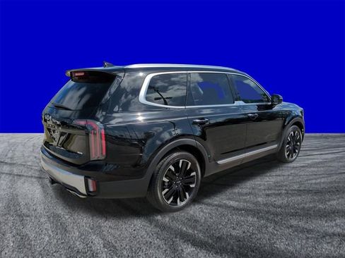 Used 2024 Kia Telluride SX w/ Towing Package image 4
