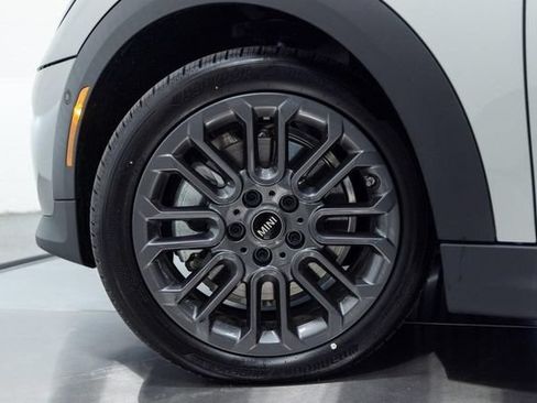 Used 2026 MINI Cooper 2-Door Hardtop FWD image 21