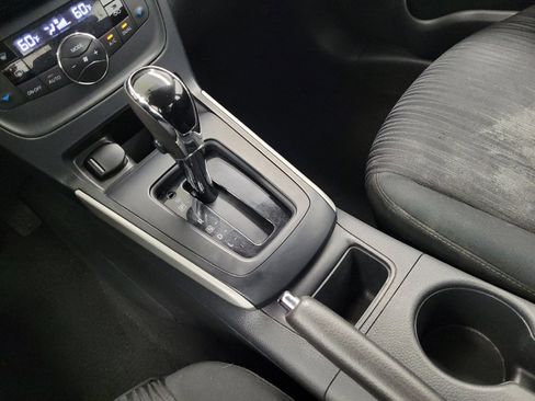 Used 2019 Nissan Sentra SV FWD image 26