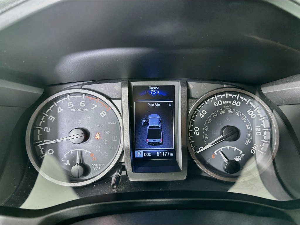 Used 2019 Toyota Tacoma TRD Off-Road RWD image 12
