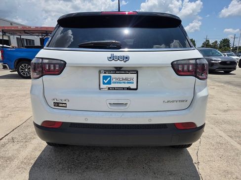 Used 2025 Jeep Compass Limited AWD/4WD image 4
