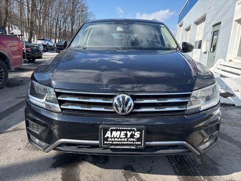 Used 2018 Volkswagen Tiguan SEL w/ 3rd Row Seat Package image 2