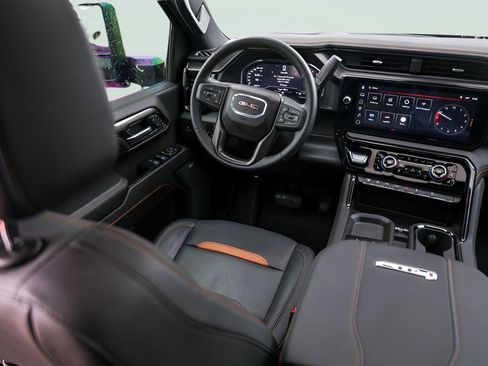 Used 2024 GMC Sierra 2500 AT4 w/ AT4 Premium Plus Package image 28