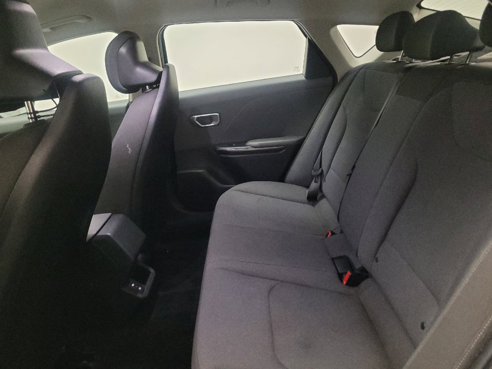 Used 2025 Kia K4 FWD image 18