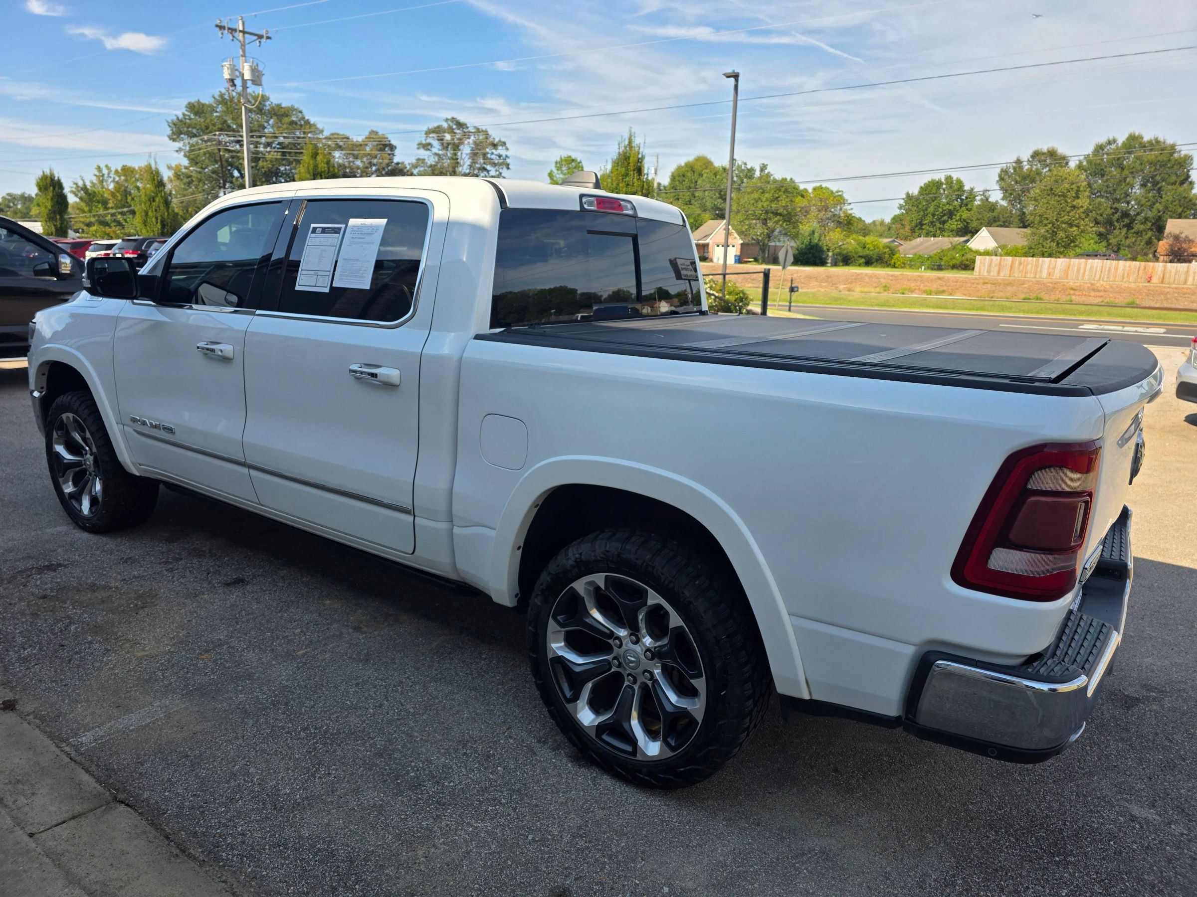 Used 2019 RAM 1500 Limited AWD/4WD image 3