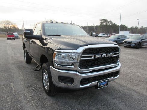 Used 2023 RAM 2500 Tradesman image 7