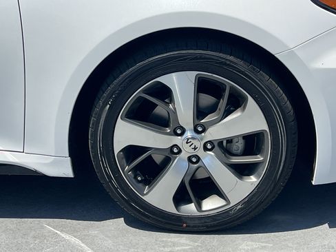 Used 2020 Kia Optima S FWD image 14