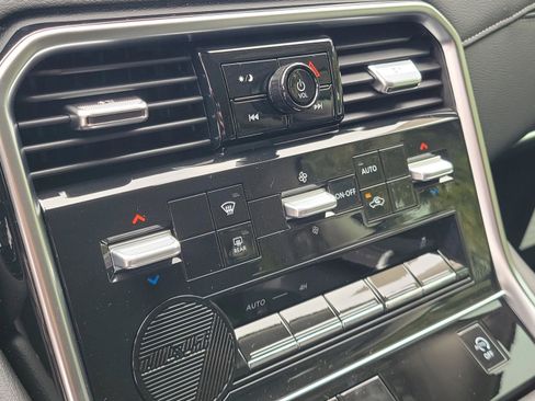 New 2026 Nissan Armada SV image 31