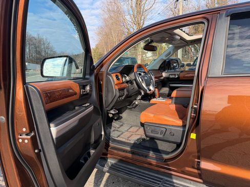 Used 2014 Toyota Tundra 1794 Edition image 10