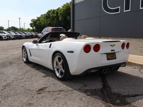Used 2008 Chevrolet Corvette Convertible w/ Preferred Equipment Group RWD image 6