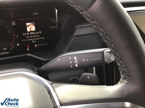 Used 2025 GMC Acadia Elevation image 35