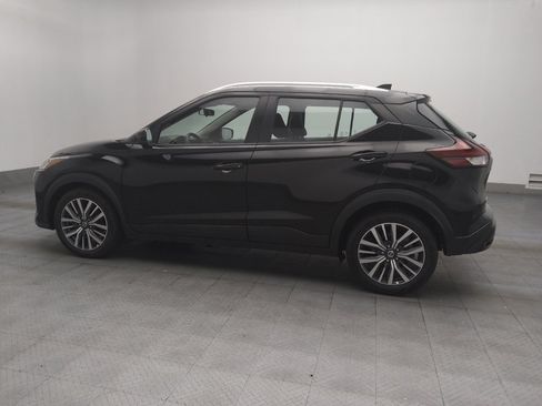 Used 2021 Nissan Kicks SV FWD image 3